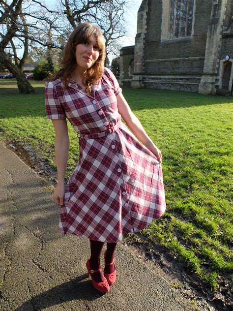 the seamstress of burberry lisa tartan dress topvintage.com|The Seamstress of Bloomsbury .